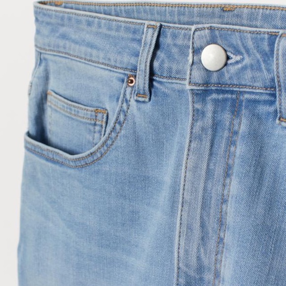 H&M Girlfriend Shorts Rolled Cuff fit like Sz 8 - Picture 3 of 8